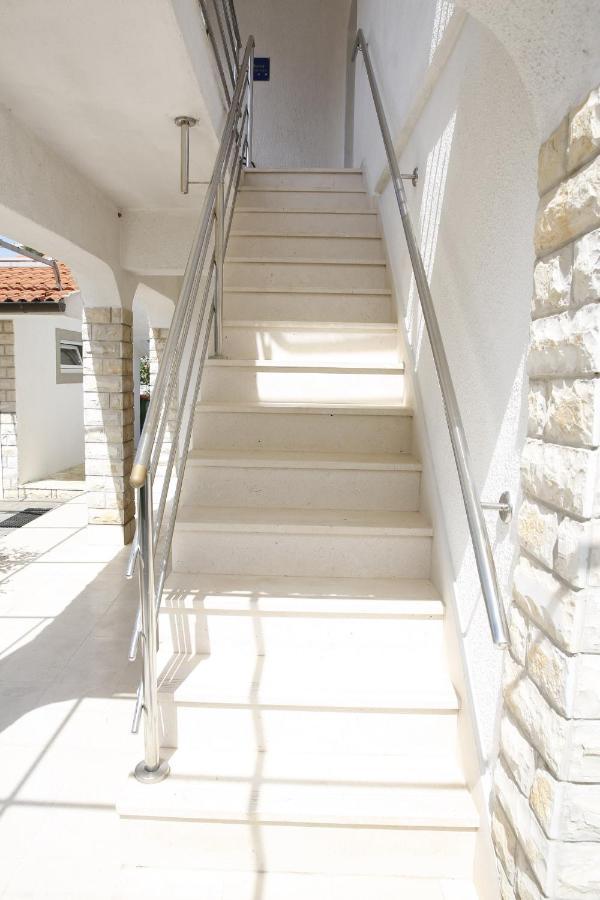 Apartments Lepur Водице Экстерьер фото